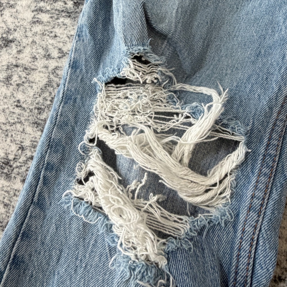 Abercrombie & Fitch The 90s Straight Jeans Women 28/6s Light Wash Distressed - Picture 3 of 12